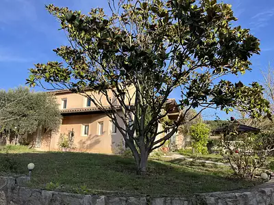 Maison, 151 m²