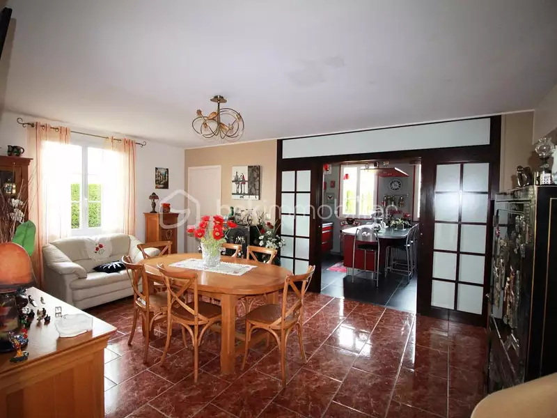 Maison, 174 m²