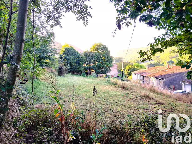 Terrain, 857 m²