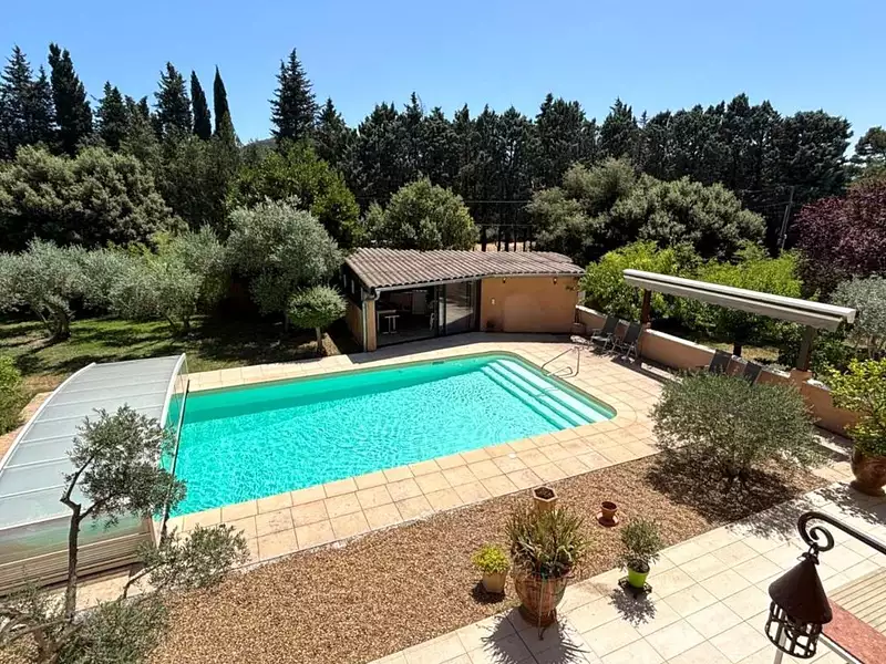 Maison, 290 m²