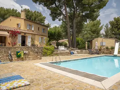 Maison, 246 m²