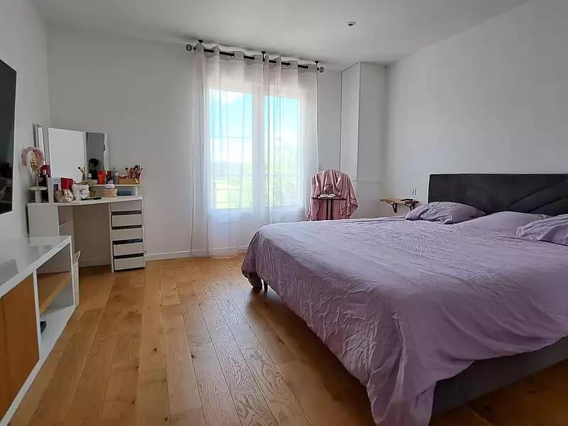 Maison, 165 m²