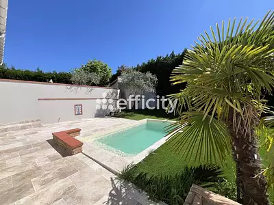 Maison, 180 m²