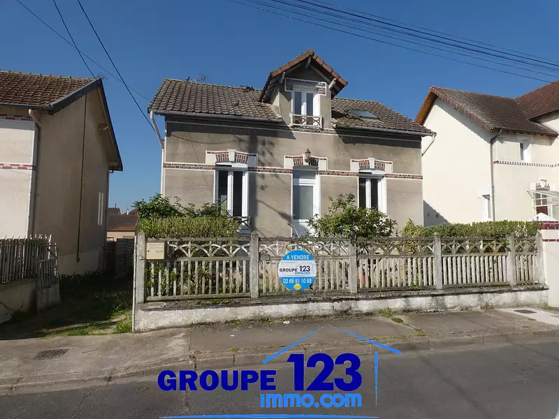 Maison, 77 m²