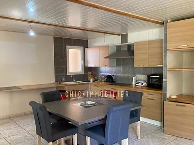 Maison, 360 m²