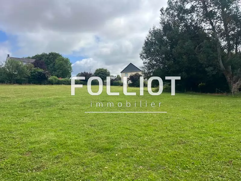 Terrain, 1 000 m²