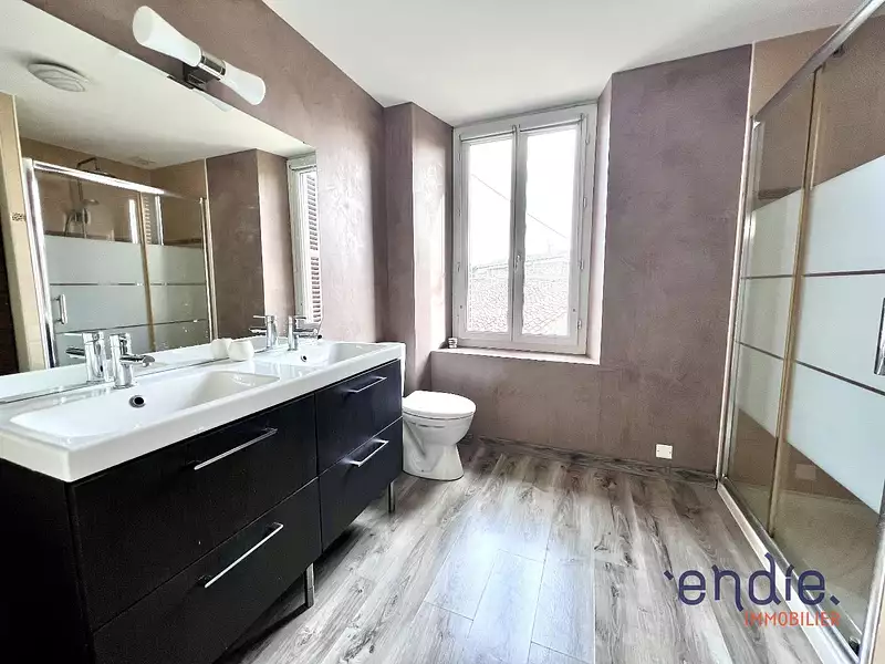 Maison, 143 m²