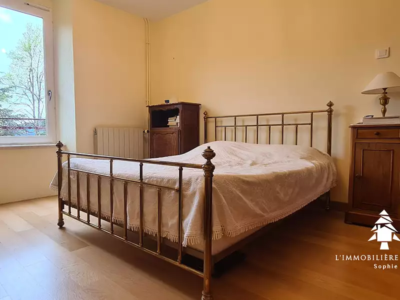 Maison, 307,4 m²