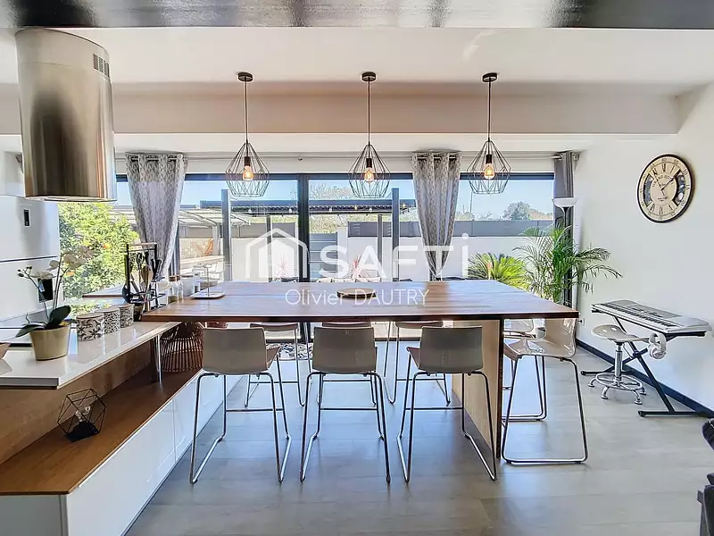 Maison, 170 m²