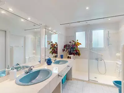 Maison, 227 m²