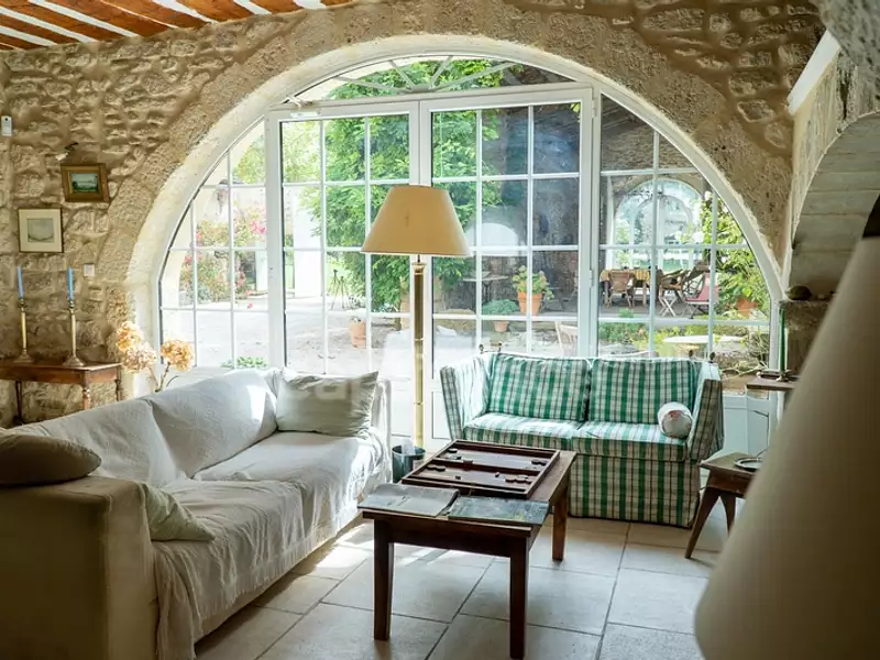 Maison, 560 m²