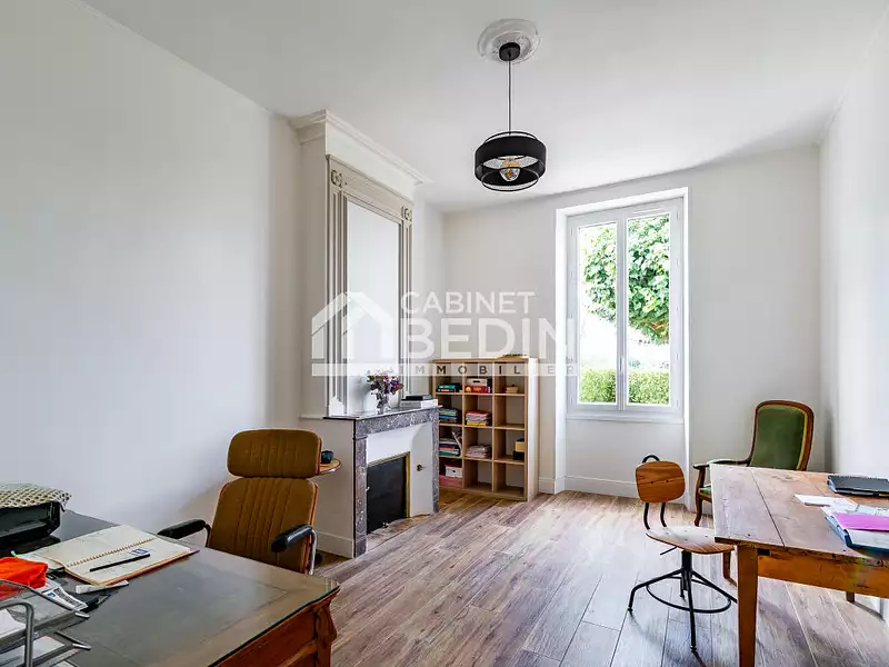 Maison, 302,6 m²