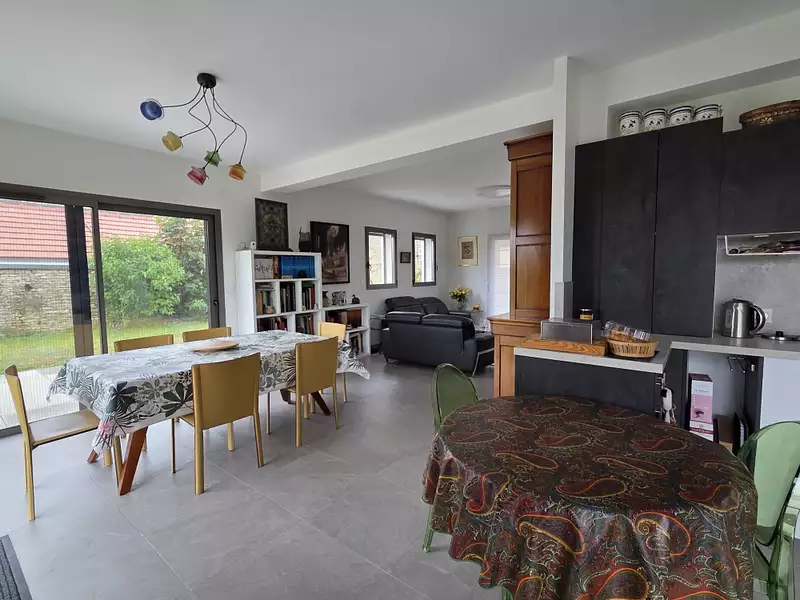 Maison, 164 m²