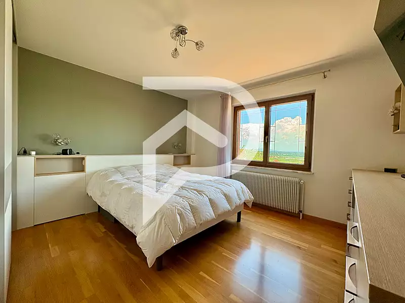 Maison, 256 m²