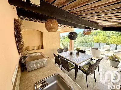 Maison, 221 m²