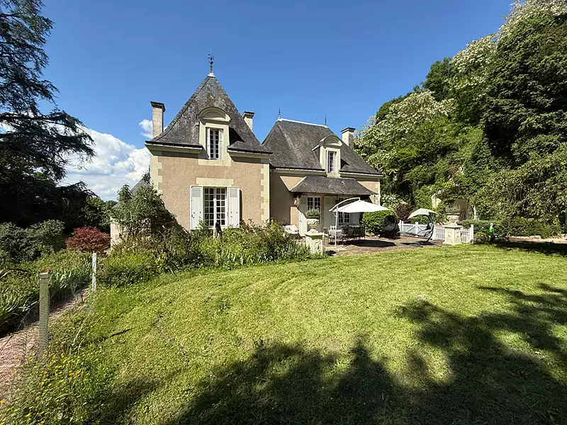 Maison, 300 m²