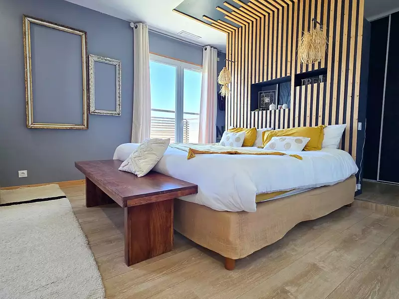 Maison, 240 m²
