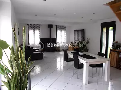 Maison, 160 m²