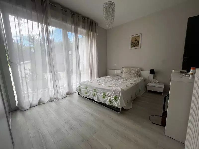 Maison, 220 m²