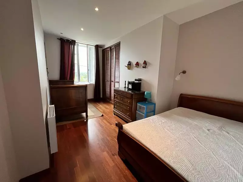 Maison, 335 m²