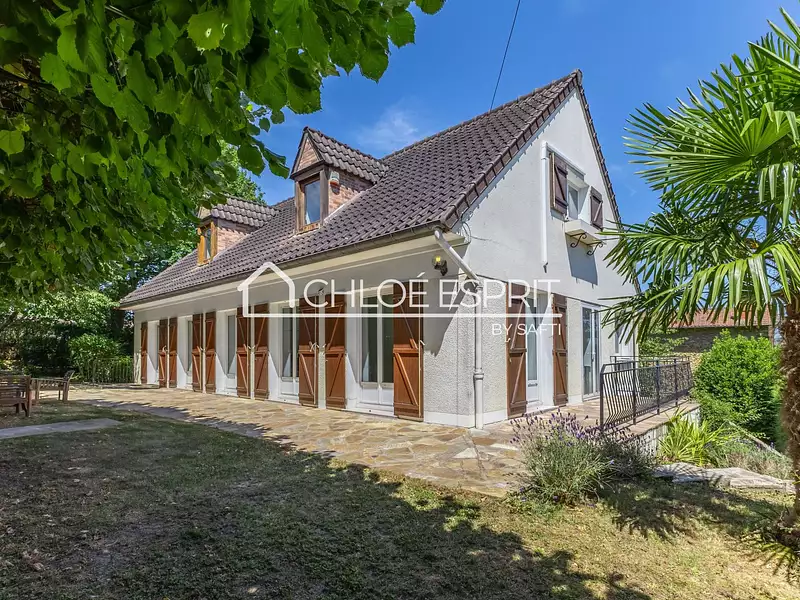 Maison, 167 m²