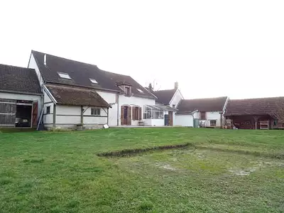 Maison, 240 m²