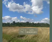 Terrain, 1 600 m²