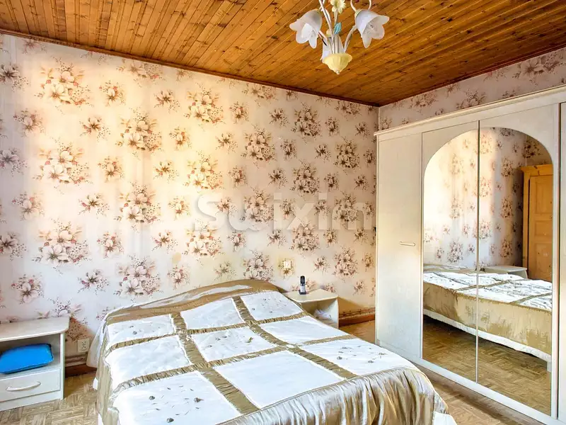 Maison, 295 m²