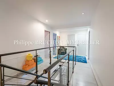 Maison, 315 m²