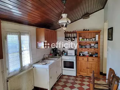 Maison, 230 m²