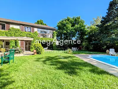Maison, 168 m²