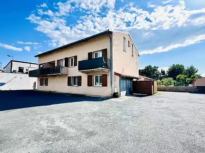 Immeuble, 355 m²