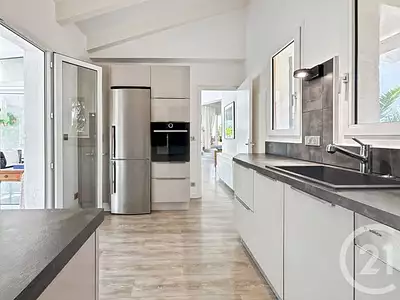 Maison, 182,5 m²