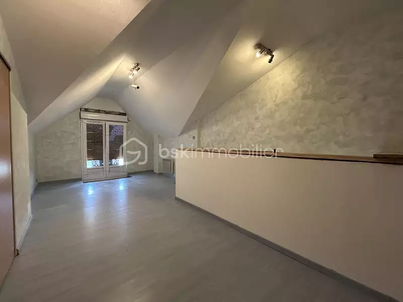 Maison, 220 m²