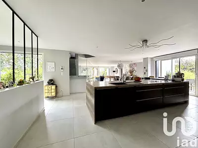 Maison, 217 m²