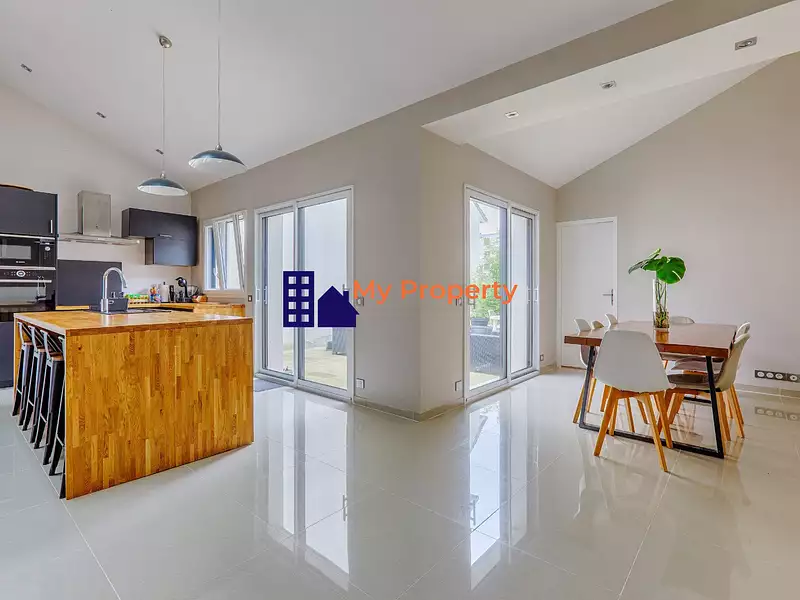 Maison, 120 m²