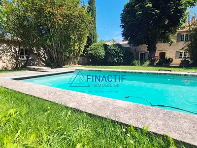 Maison, 170 m²