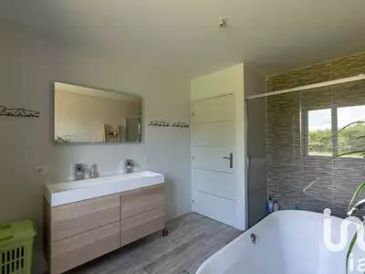 Maison, 174 m²