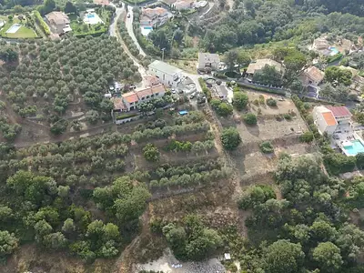 Terrain, 16 000 m²