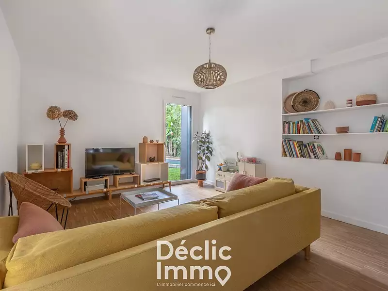 Maison, 205 m²