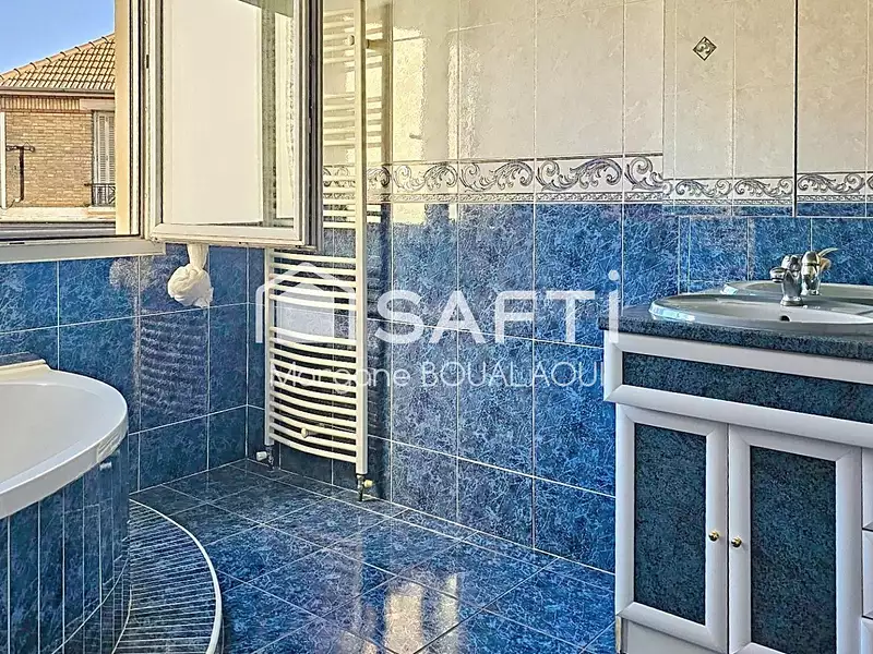 Maison, 122 m²
