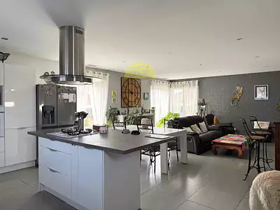 Maison, 121,74 m²