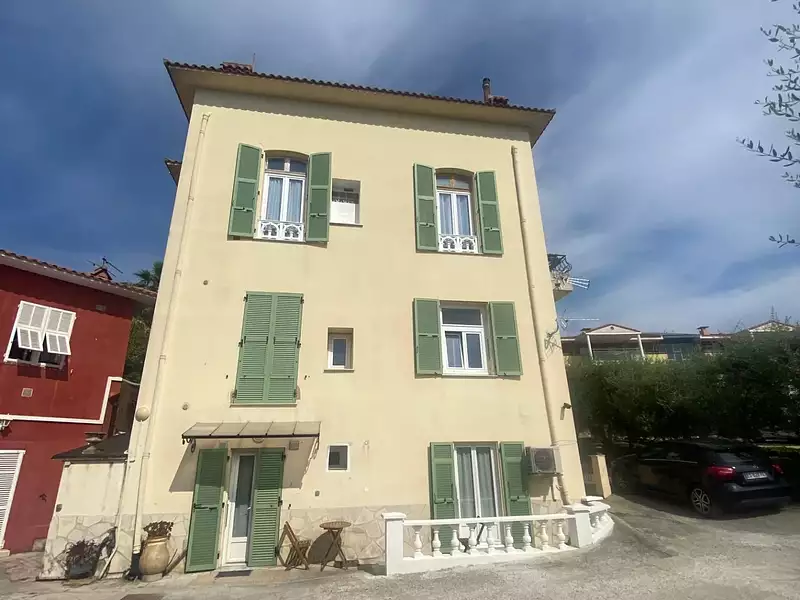 Immeuble, 365 m²