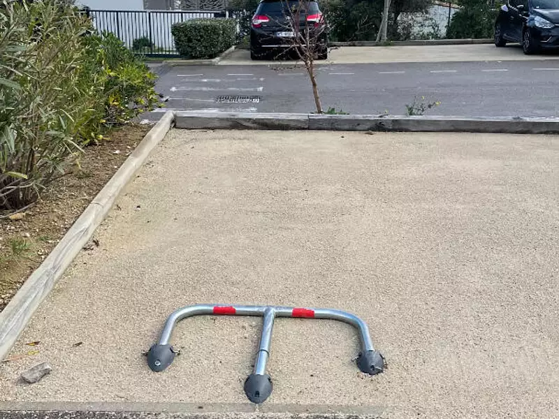 Parking, 15 m²