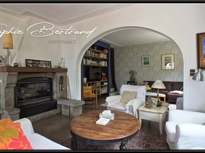 Maison, 236 m²