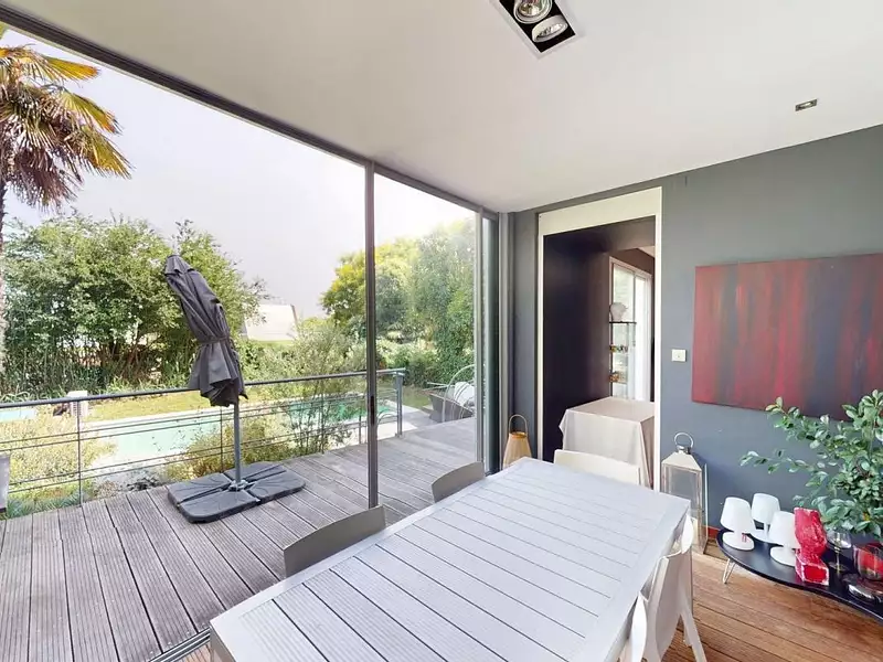 Maison, 208 m²