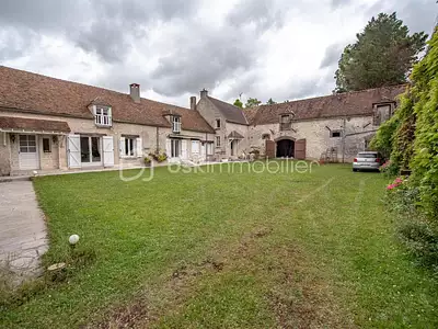 Maison, 240 m²