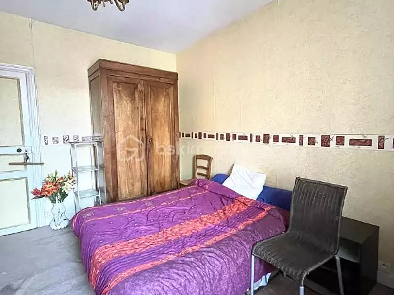 Immeuble, 208 m²