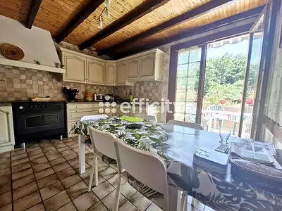 Maison, 111 m²