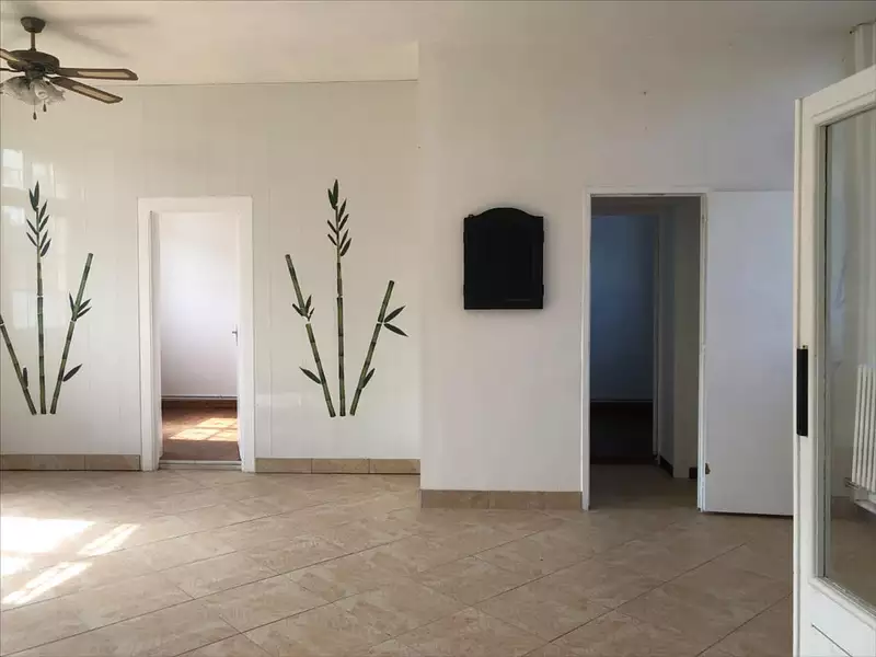 Immeuble, 235 m²